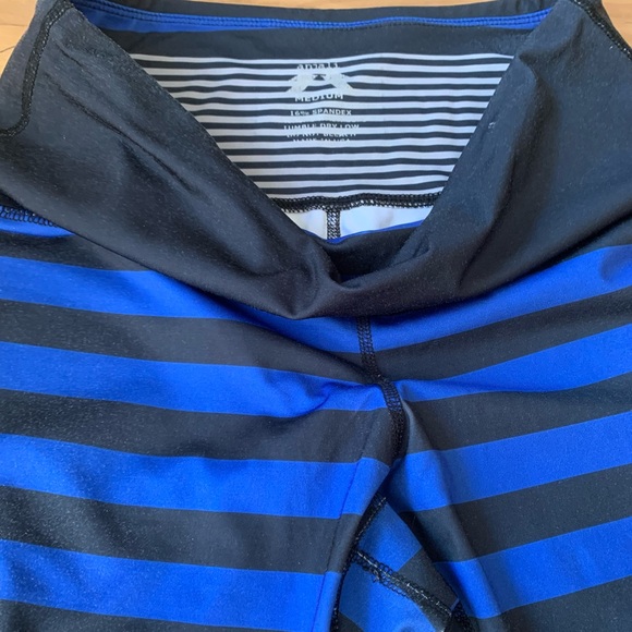 Workout Capri Leggings: Anjali - Picture 3 of 9